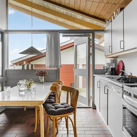 2 Bedroom Amazing In *